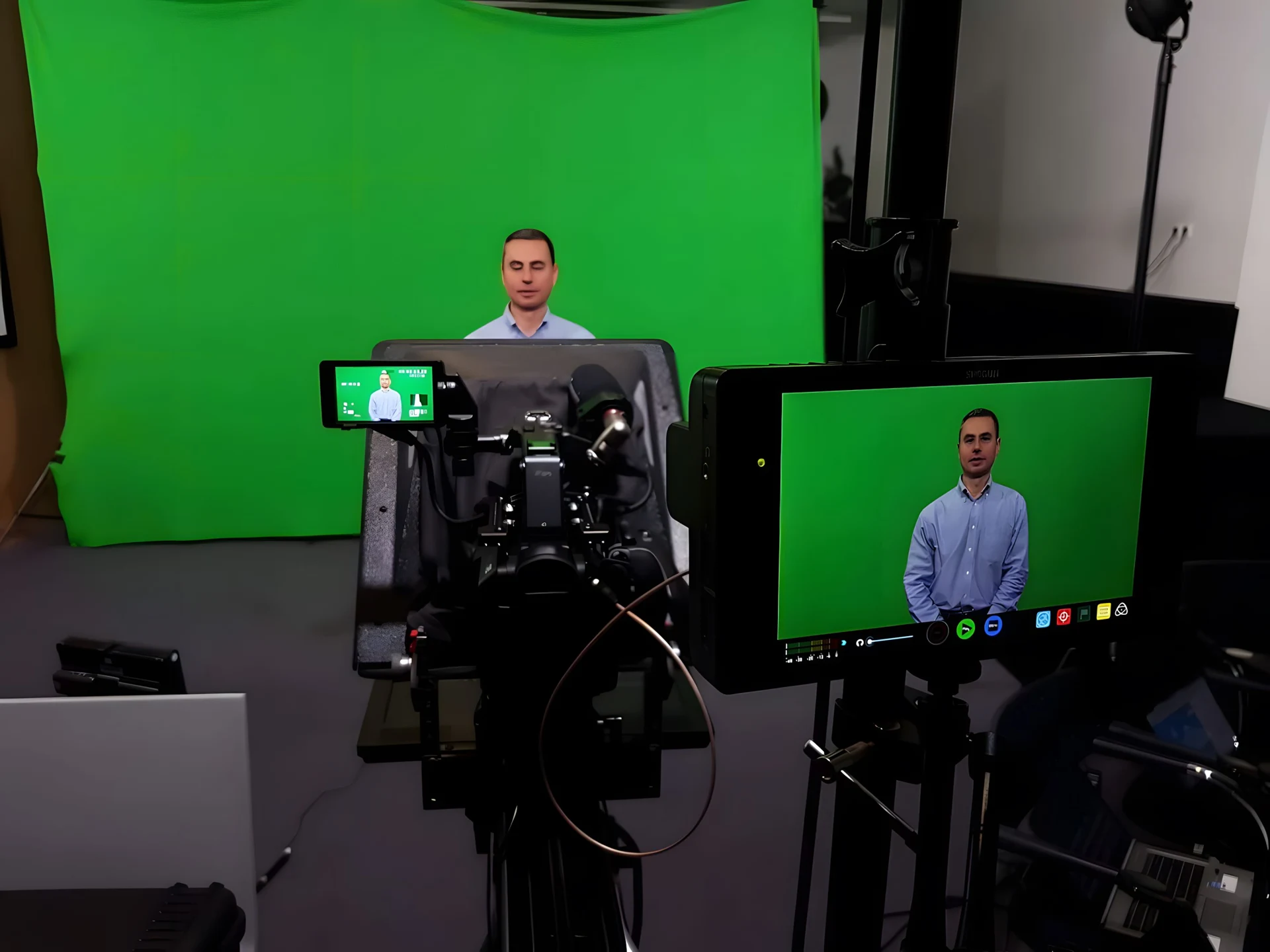Green Screen A1
